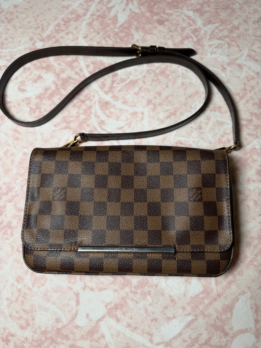 Vintage Louis Vuitton Hoxton PM Damier Ebene Good Condition